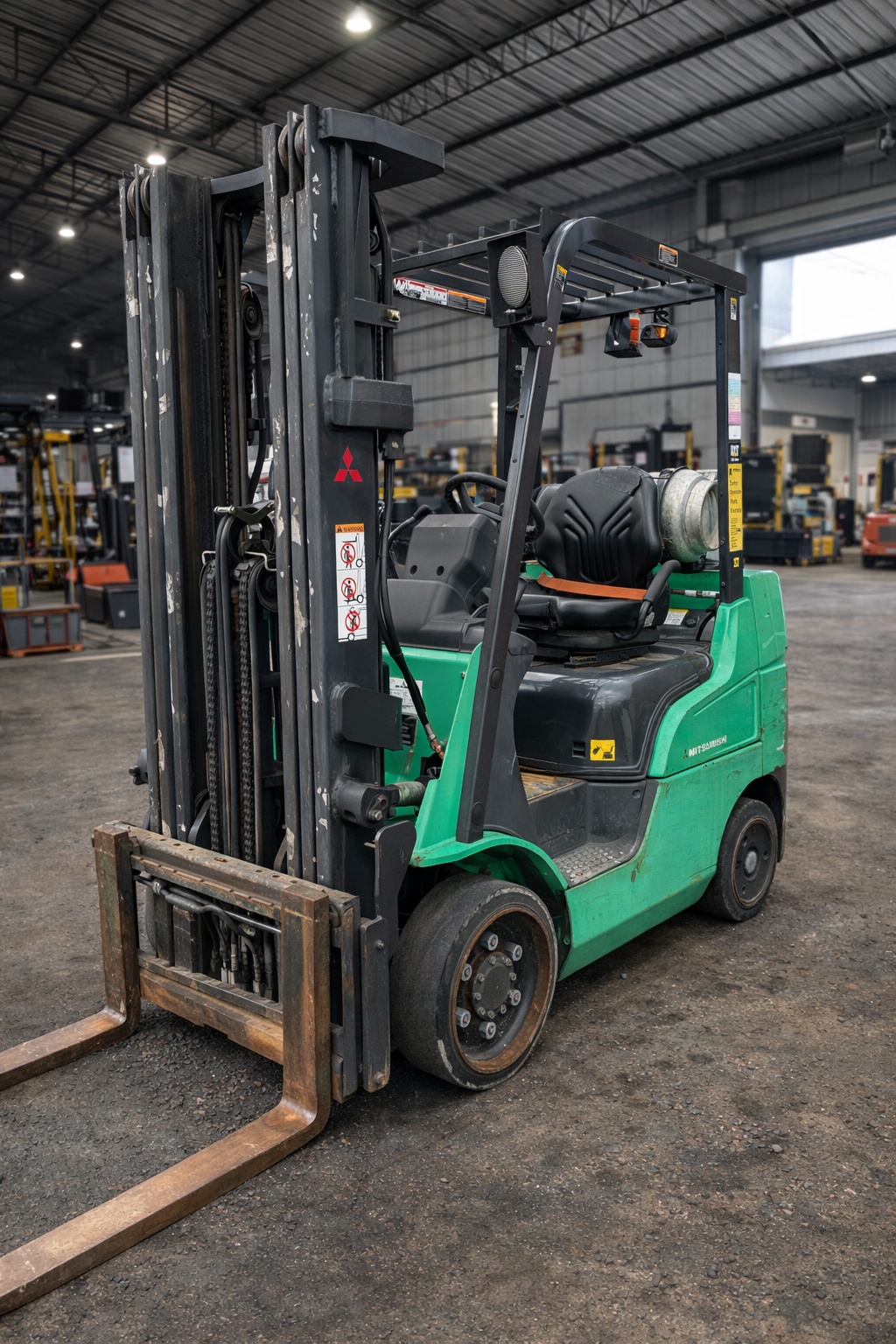 2020 Mitsubishi FGC25N